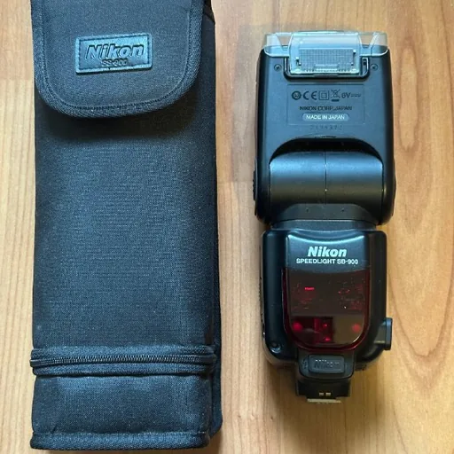 Вспышка Nikon SB-900