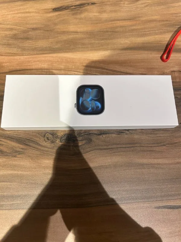 Apple Watch, ремешки и зарядка 1