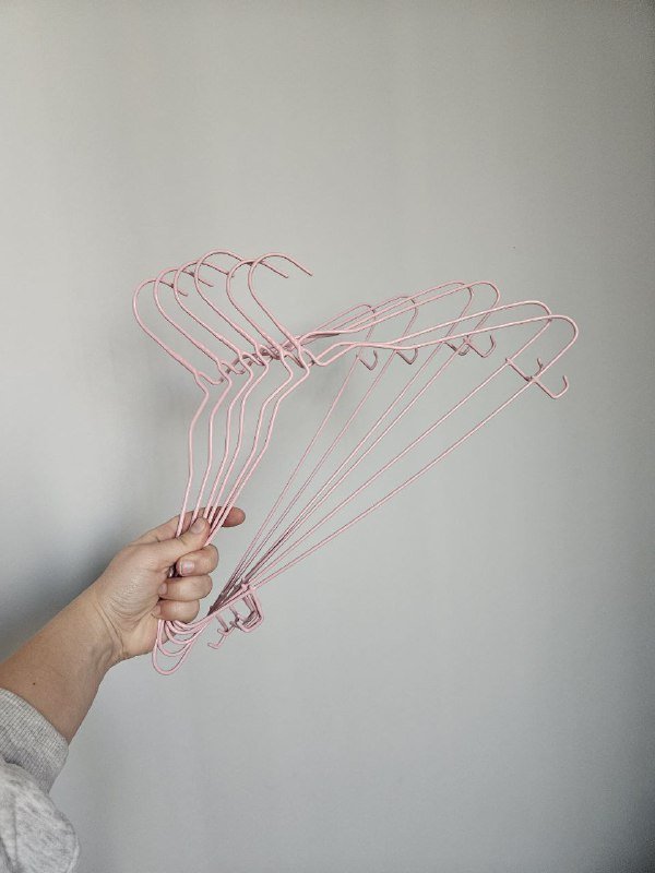 Металлические вешалки светло-зеленые, зеленые, розовые 4