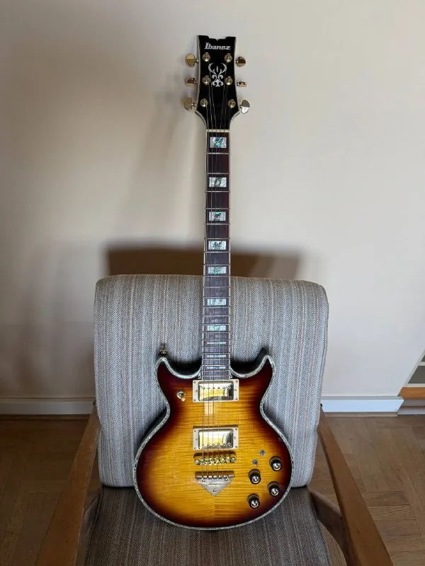 Электрогитара Ibanez AR420-VLS 1