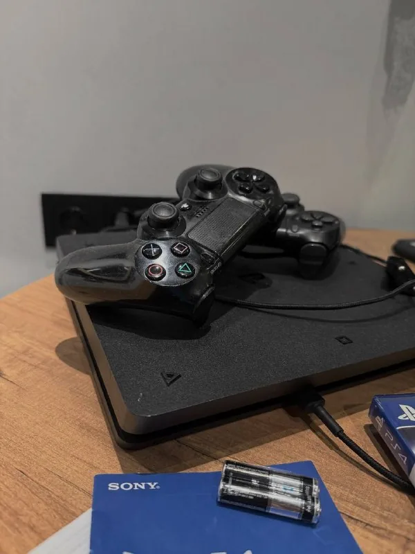 PS4 1