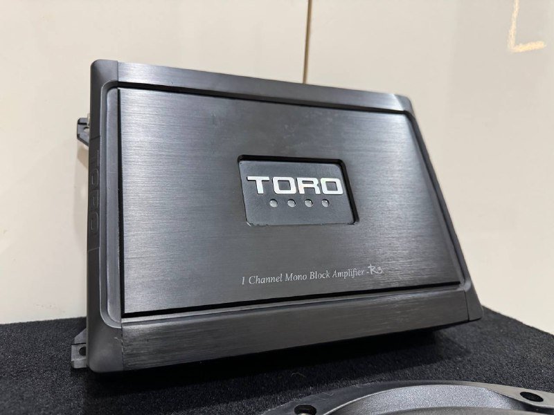 комплект автозвука усилитель Toro Tech R3 сабвуфер Wudi 12" короб 60л