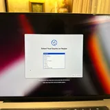 MacBook Pro 16" (2021), iMac 27" Retina 5K (2020) 2