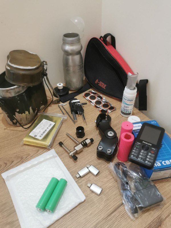 Телефон Philips Xenium E6500