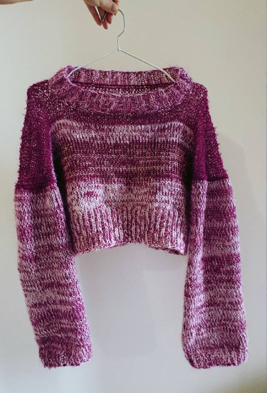 Укороченный свитер из шерсти, мохера и альпаки на шёлке