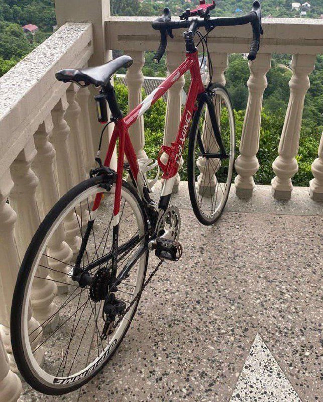 Шоссейный велосипед DA VINCI, запаска, лопатки