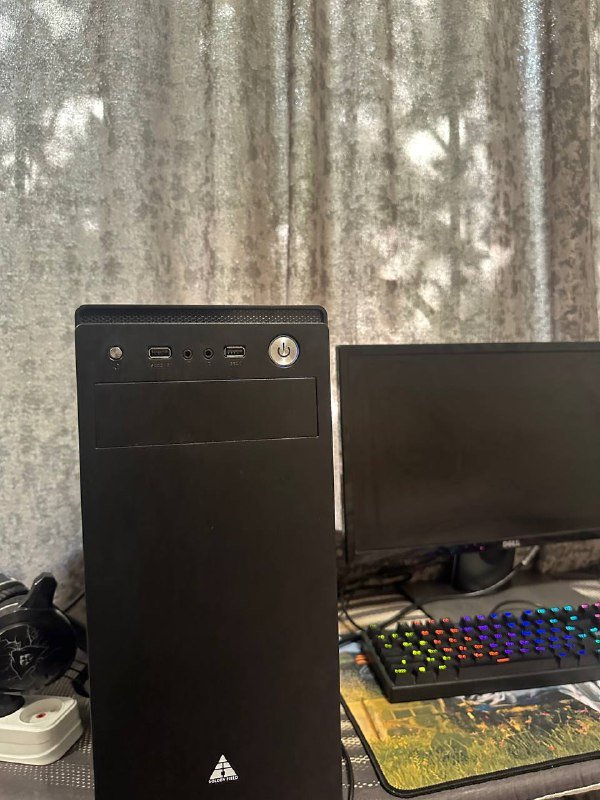 процессор Intel i5-8400, видеокарта NVIDIA GTX1650, монитор 75 Гц 3