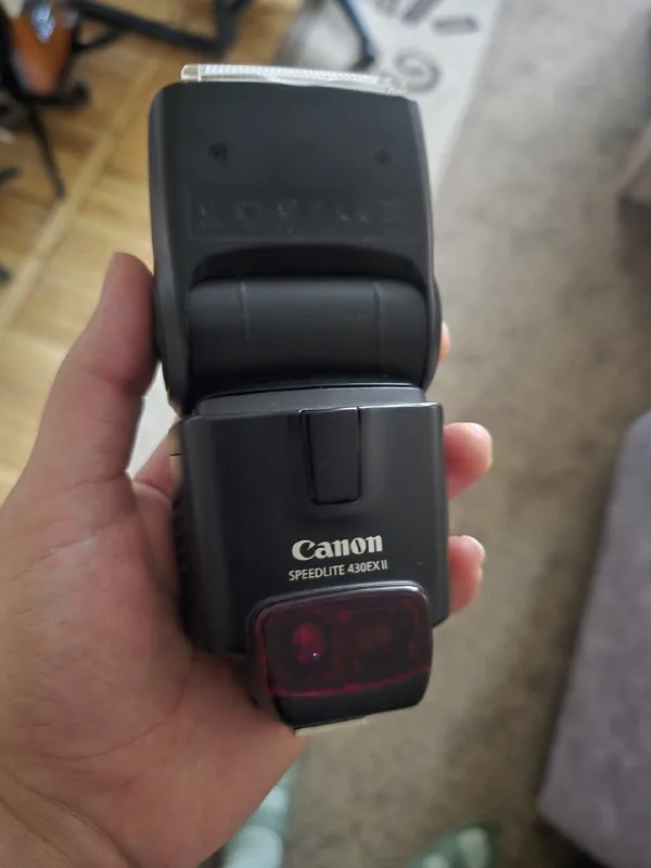 Canon Speedlite 430 EX II вспышка 1