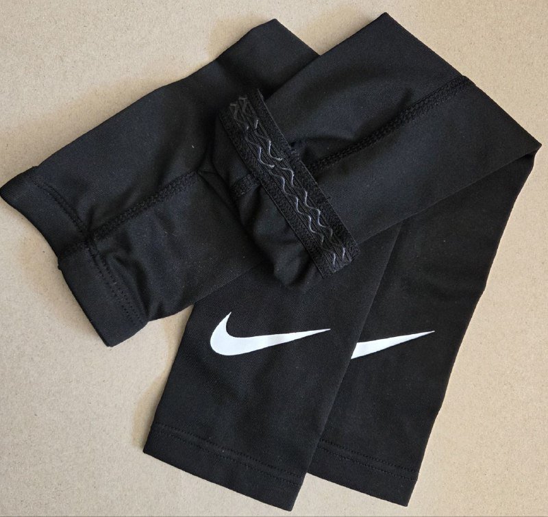 Брюки чёрные h&m, Брюки хаки h&m, Кардиган o'stin, Блуза h&m, Полукомбинезон, Рукава волейбольные 10