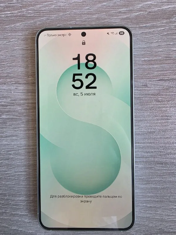 Samsung Galaxy S25, чехлы, защитное стекло 1