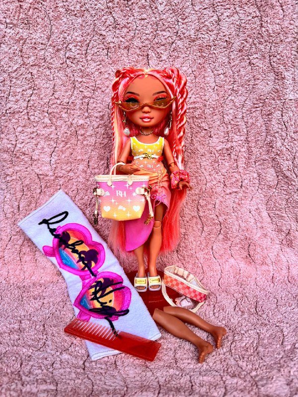Лот кукол барби, три куклы с одеждой и аксессуарами 8