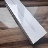 Magic Keyboard, Apple Pencil 2 3