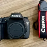 Canon EOS 7D, объектив, battery grip, аккумуляторы 3