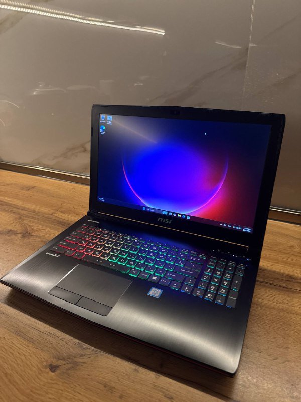 MSI GE62VR 7RF ноутбук i7-7700HQ GTX 1060 32GB 1TB