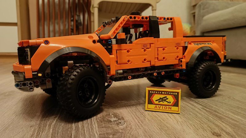 Lego Ford F 150 Raptor 1379 деталей набор 2