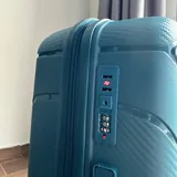 Чемодан размер М 4