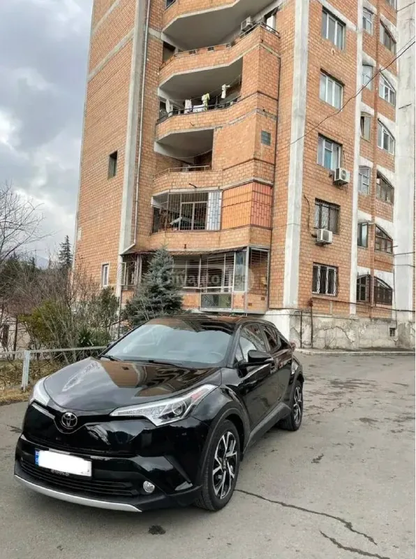 Toyota C-HR, 2018 1
