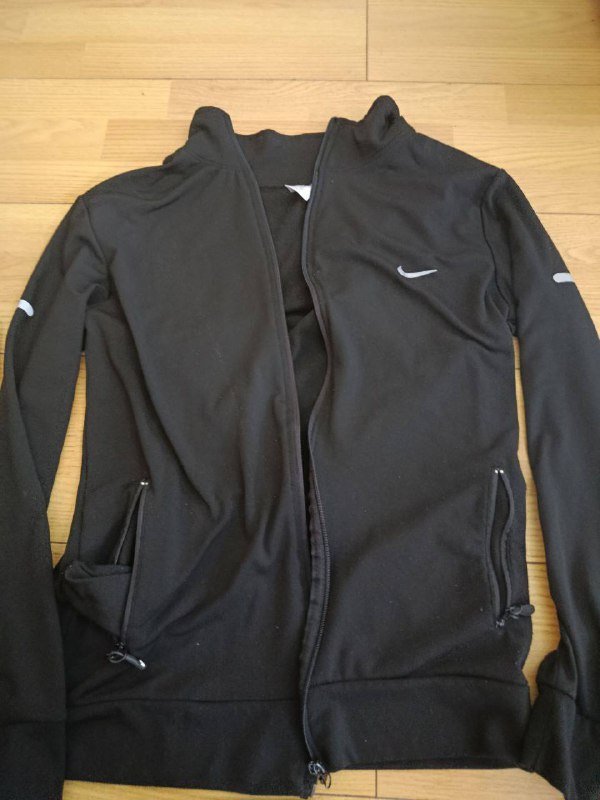 брюки, футболка с Микки, поло, две куртки, худи 4