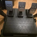 Комплект для гонок Thrustmaster с монитором LG 2
