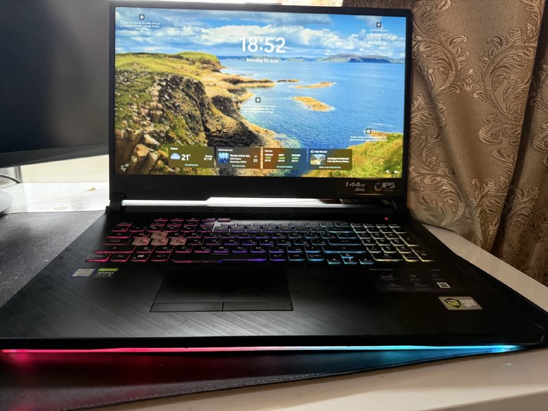 Ноутбук Asus Rog Strix gl731gw игровой