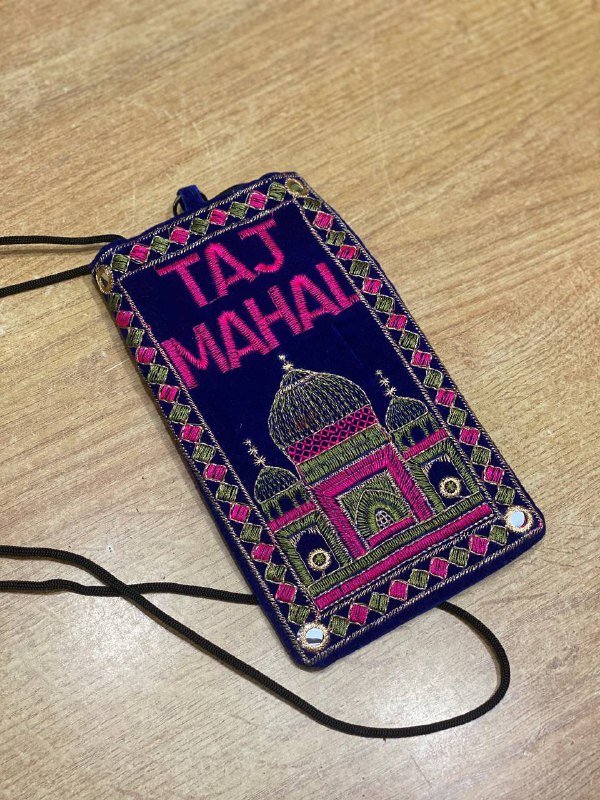 Свитеры, брюки, перчатки, шляпа, сумка Taj Mahal 5