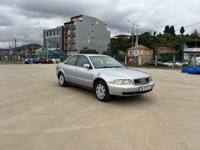Audi a4 b5 1.6 1997
