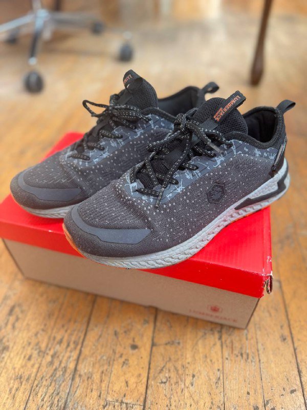 кроссовки мужские размер 41