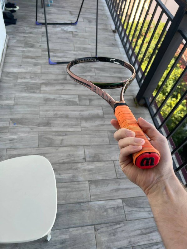 Blade 98 теннисная ракетка 16x19 305g grip 3