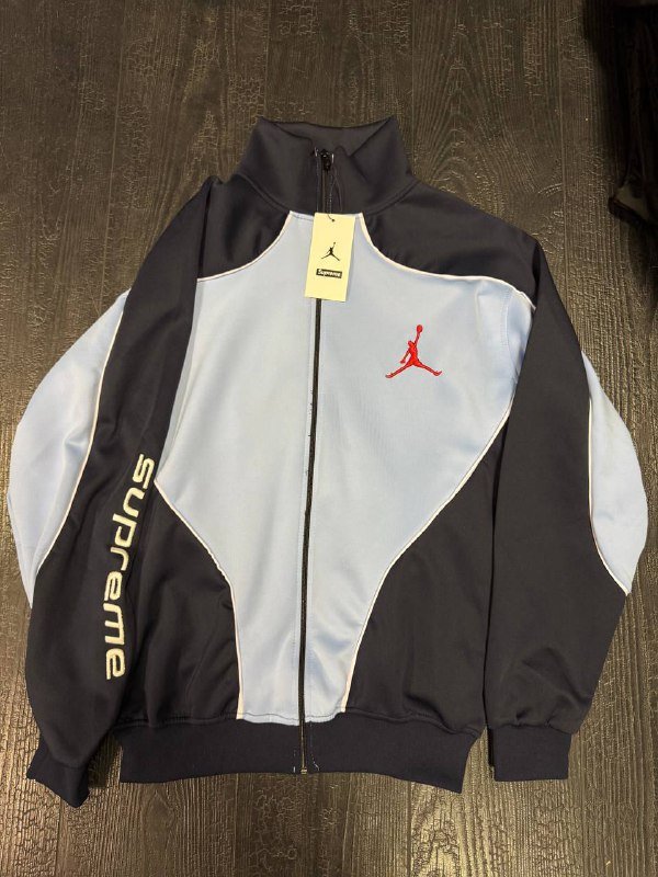 Зипки Supreme x Jordan черный и ретро голубой 2