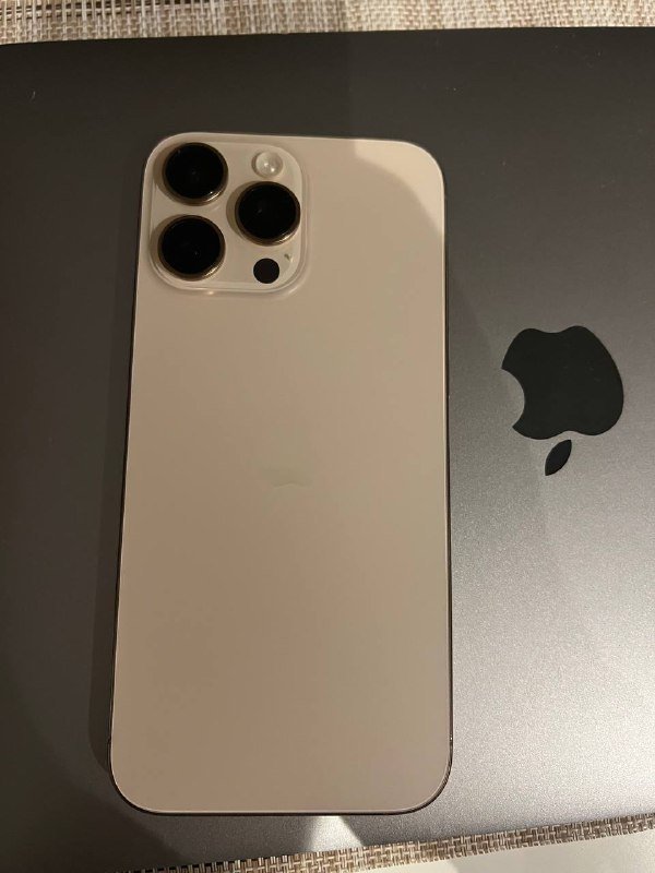 iPhone 16 Pro Max 256Гб полный комплект 3