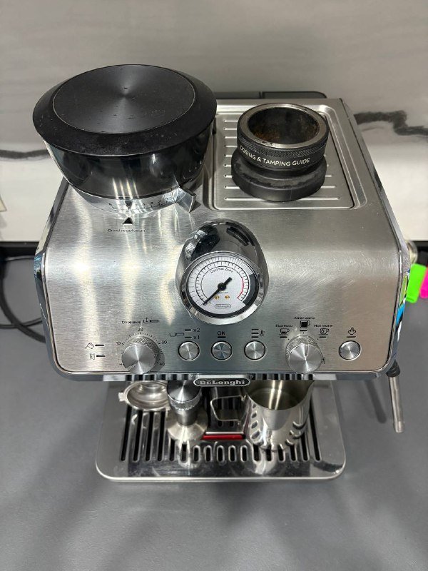 Кофемашина DeLonghi La Specialista Arte EC9155.MB 3