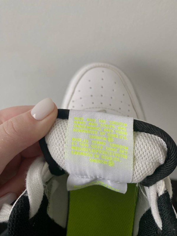 Кроссовки Nike Air Force 1 белые, размер 36,5 6