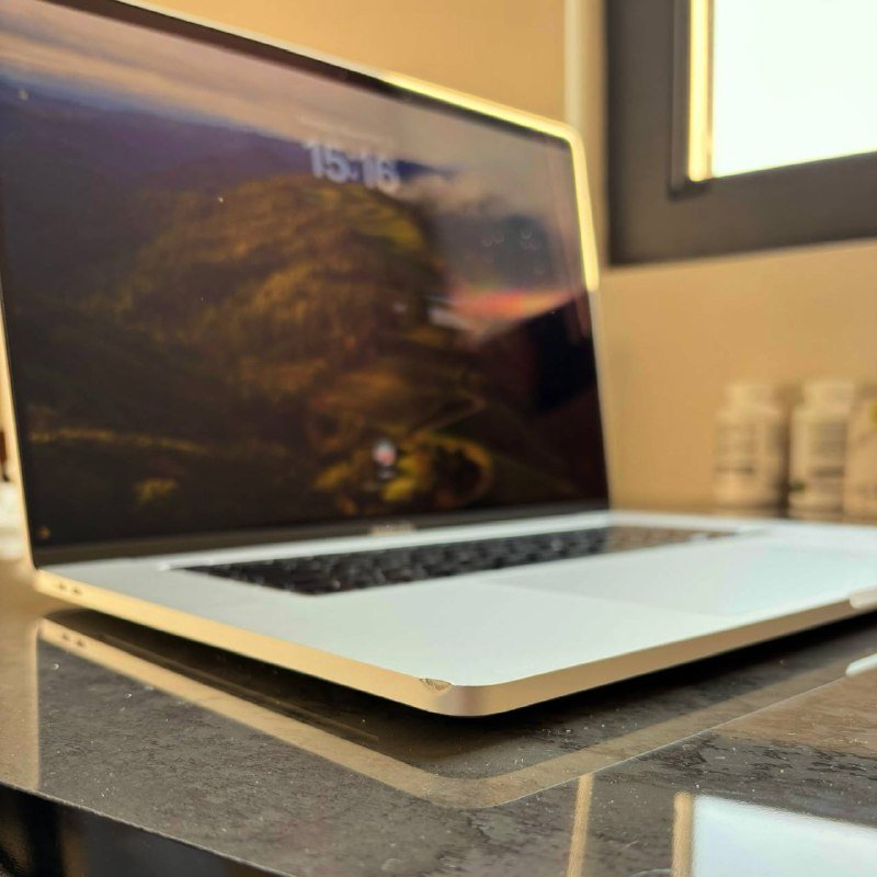 Apple MacBook Pro 16 2019 2