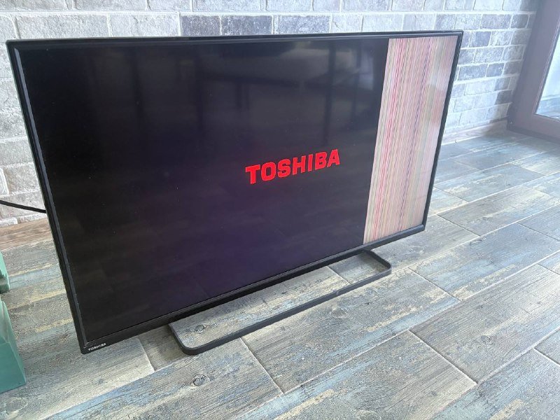 Телевизор Toshiba с дефектом для ремонта или на запчасти