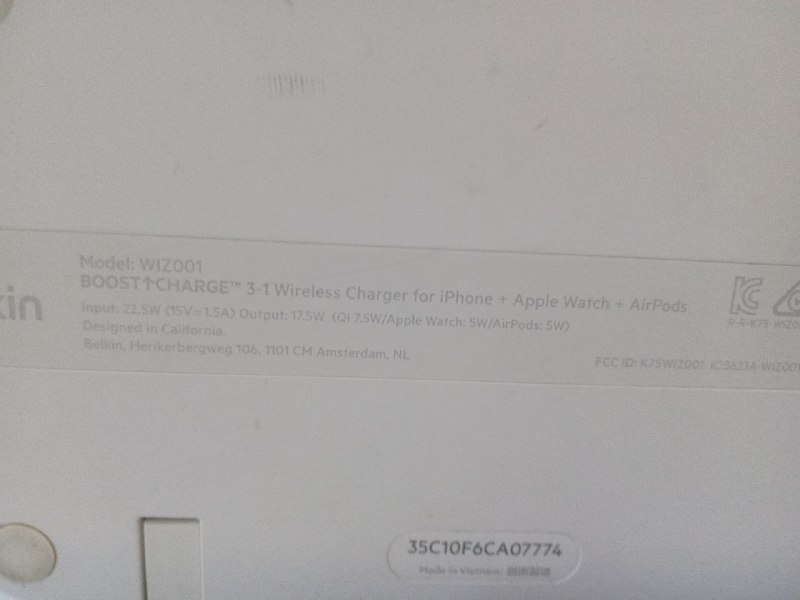 Беспроводное зарядное устройство Belkin для iPhone, Apple Watch, AirPods