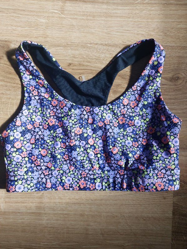 Новый спортивный топ Demix на девушку XS