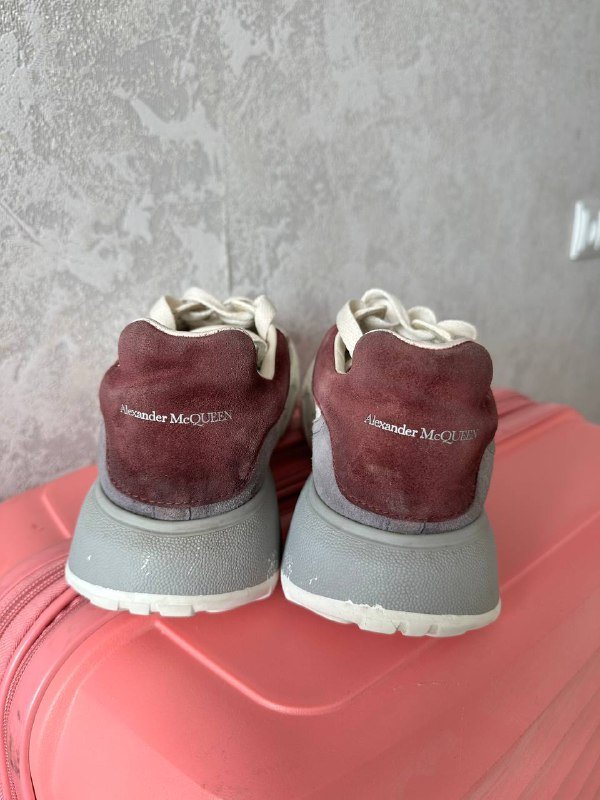 Кроссовки Alexander McQueen натуральная кожа размер 39 3