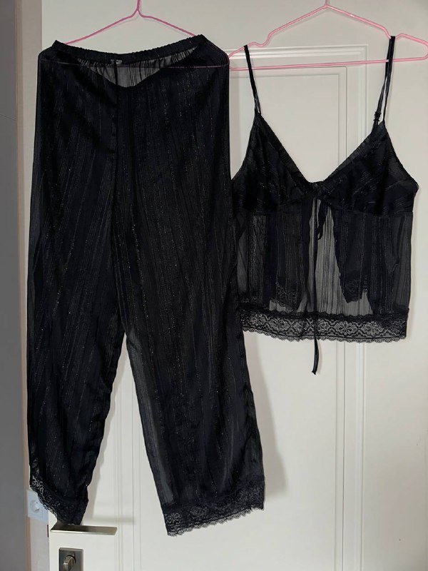 Пижамный комплект черный, размер Л