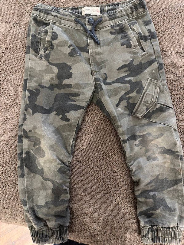 Брюки Zara для мальчика 5 лет 4