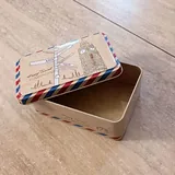 Тоник, женские сапоги, кассета, коробочка, сумка, карты, вазочка 7