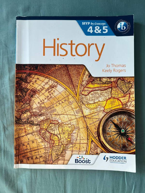 Учебники по физике, истории, биологии, математике, русскому языку 2