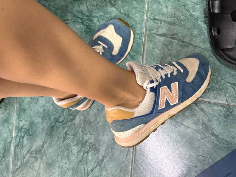 кроссовки NB, коралловые и бежевые аквашузы 2