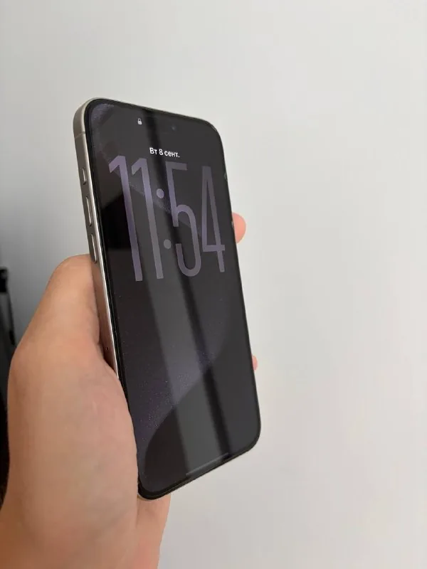 iPhone 15 Pro 256GB 1