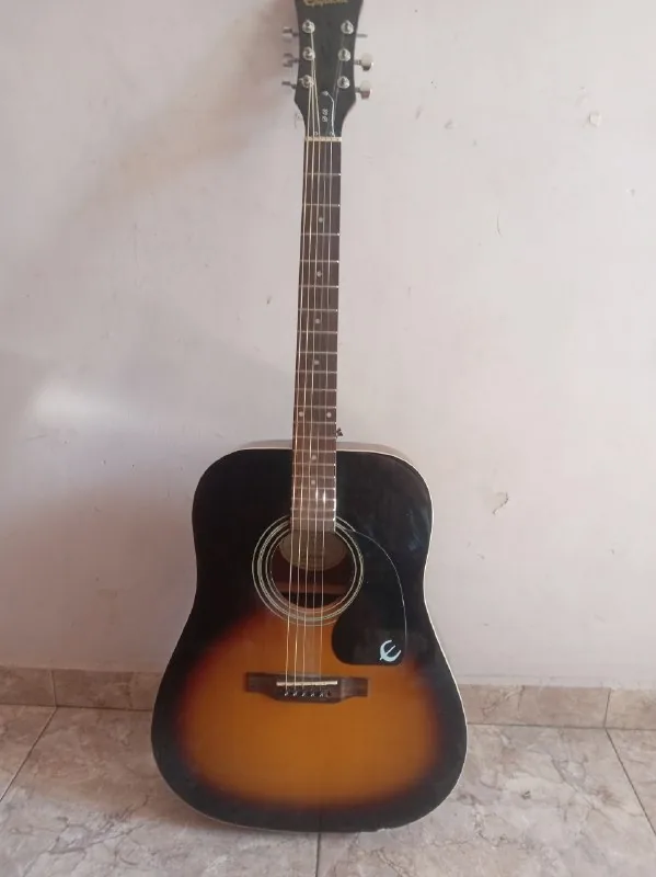 Классическая гитара Epiphone DR-100 VS