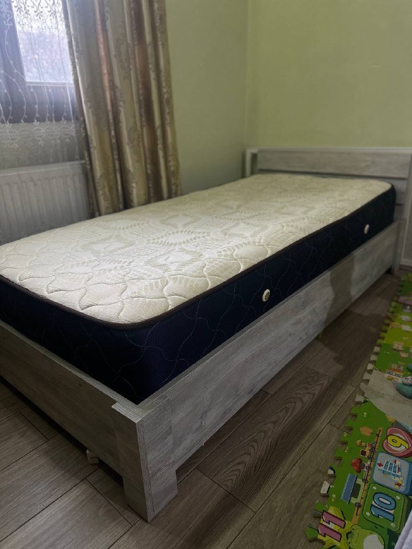 Односпальная кровать