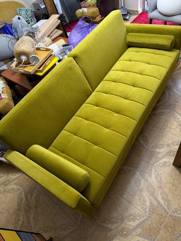 Диван раскладной горчичного цвета