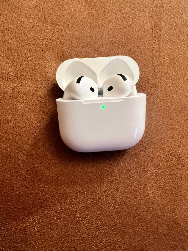 AirPods 4 с активным шумоподавлением 2