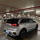 KIA NIRO 5