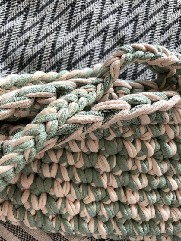 Вязаная сумка ручной работы 2