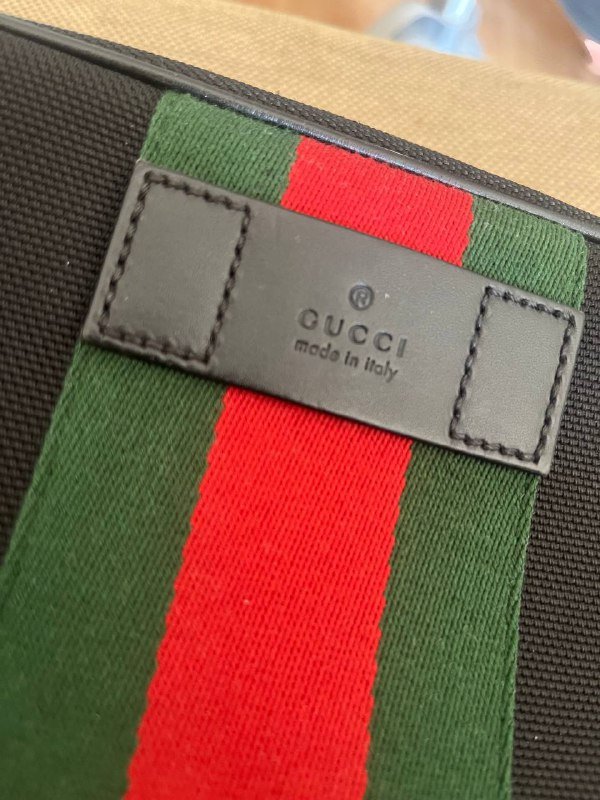 Оригинальные сумки Gucci черная и бежевая 2